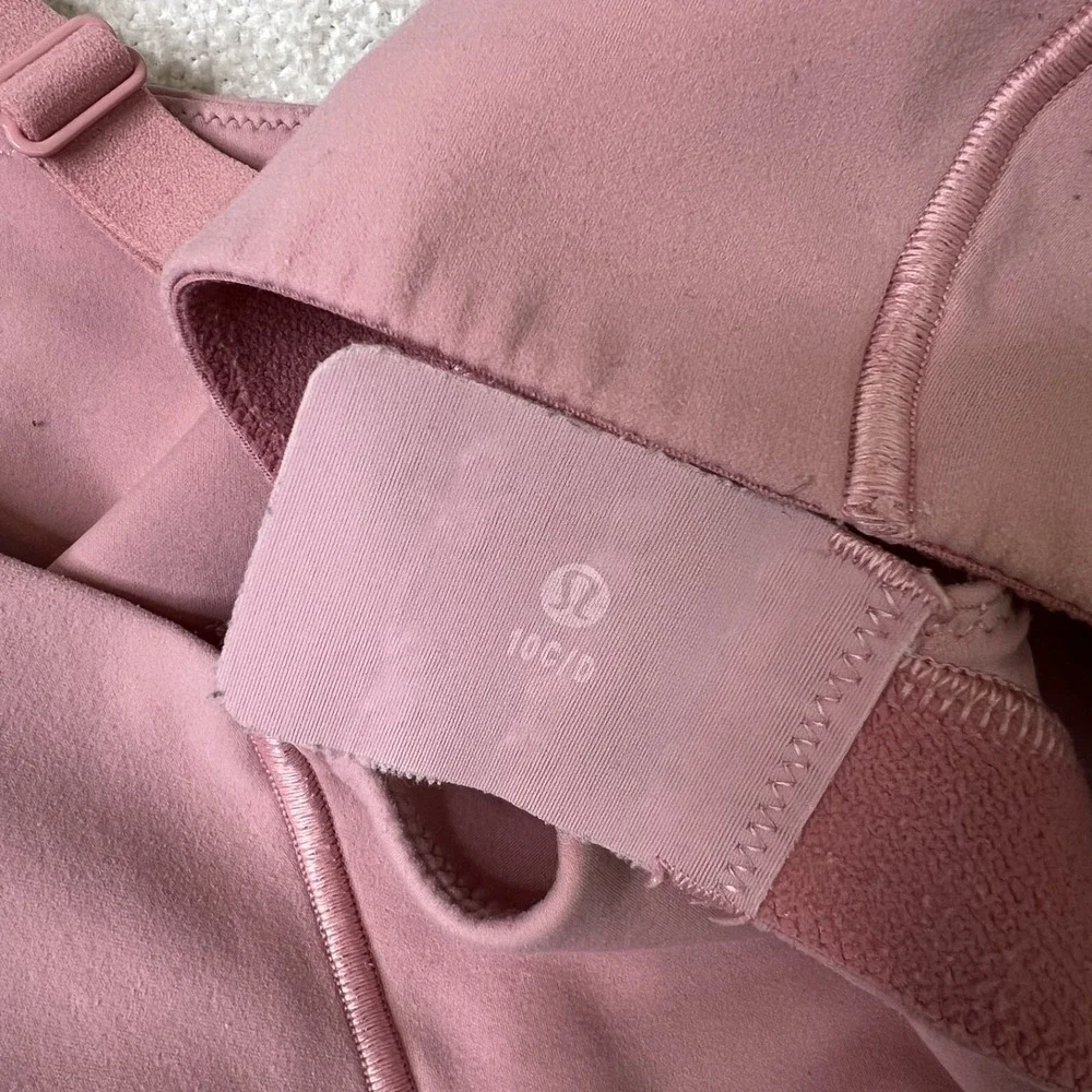Lululemon In Alignment Straight Strap Bra (Light Support) in Pink Puff - 36C/36D
